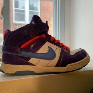 Nike high top shoes